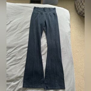 Brandy Melville leggings